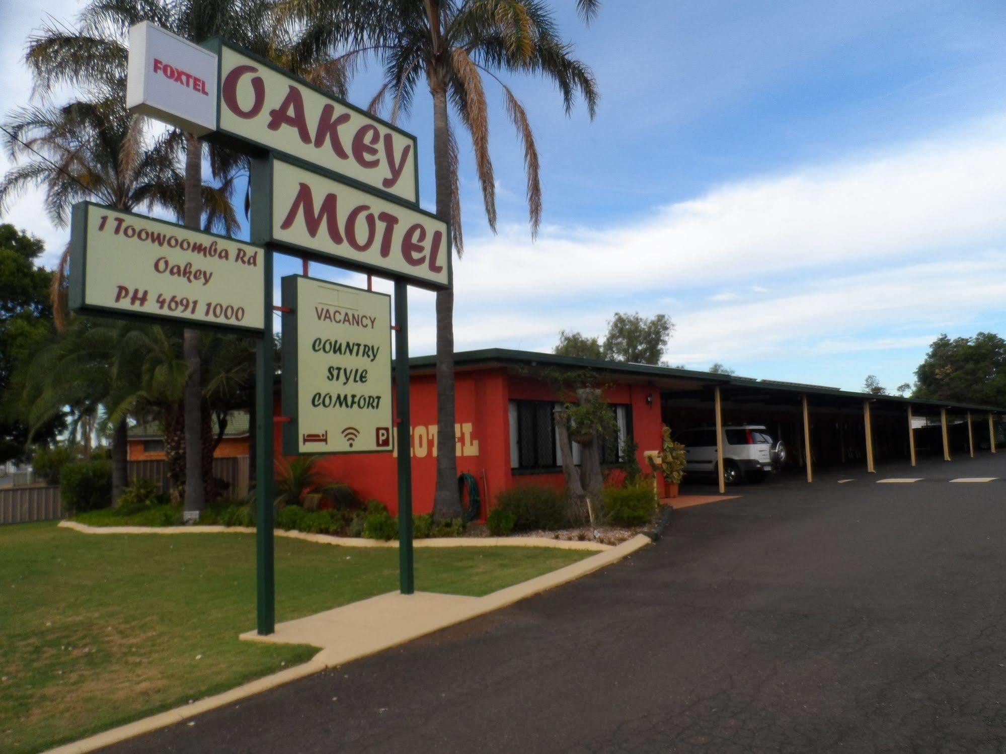 Oakey Motel Екстер'єр фото