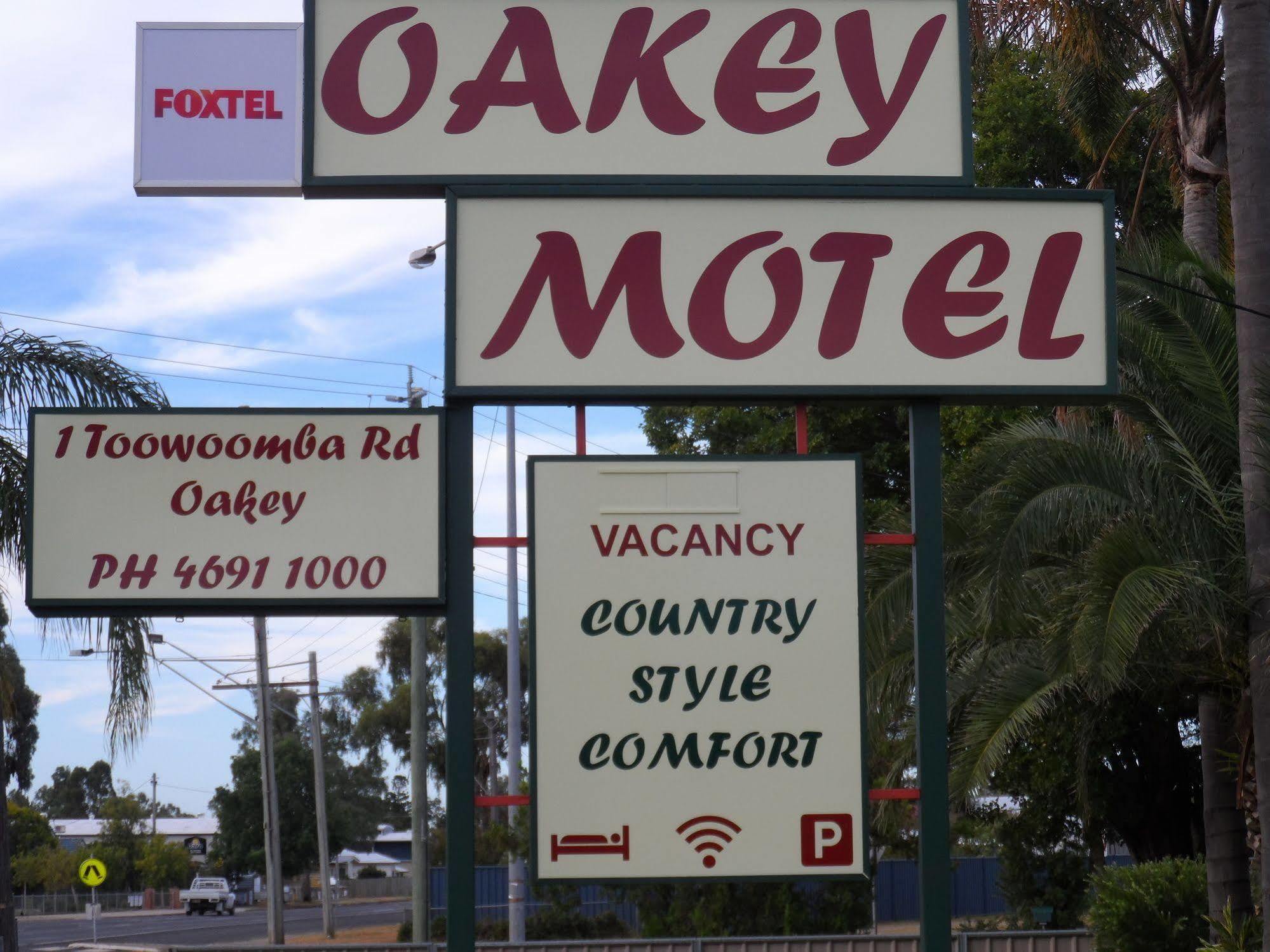 Oakey Motel Екстер'єр фото